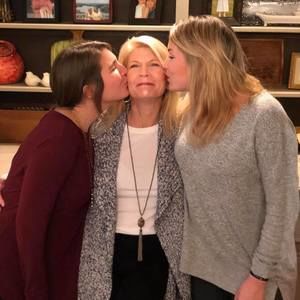 Meet your Posher, Caroline